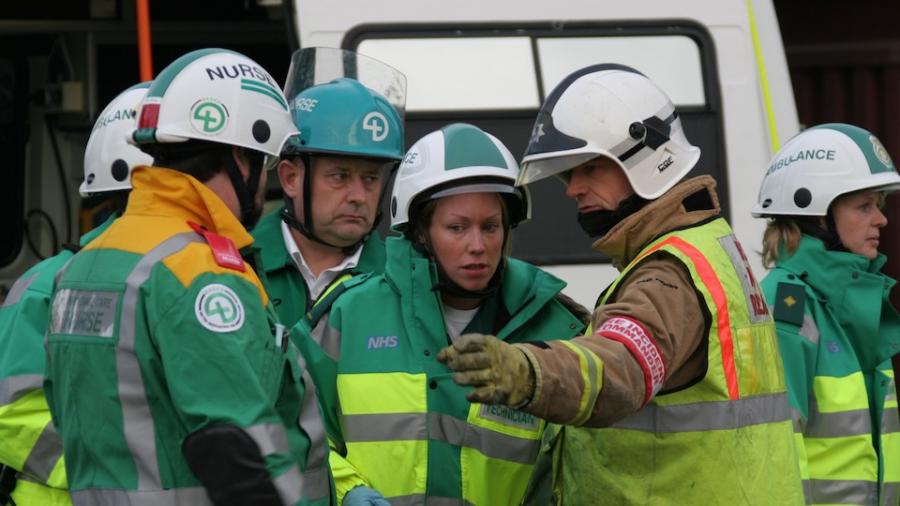 Firefighters-and-ambulance-crew