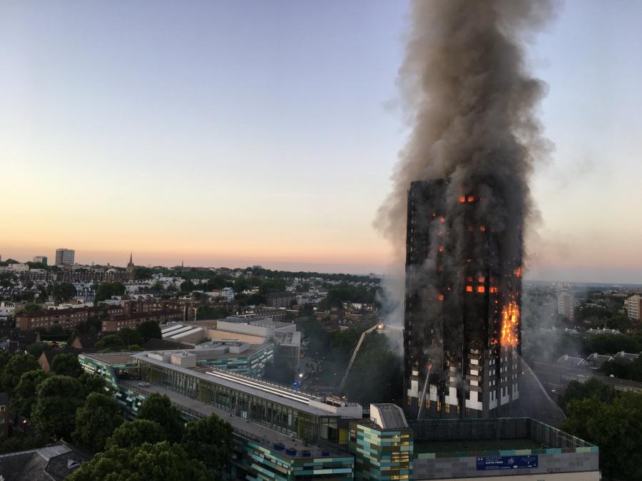 Grenfell_Tower_fire_wider-view