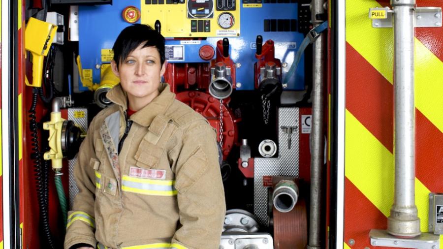 female-firefigher-engine