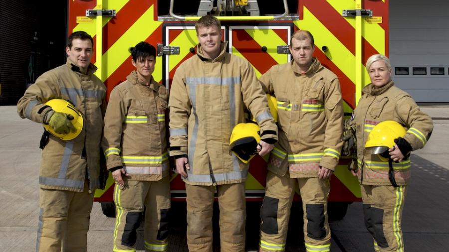 five-5-firefighters-front-engine