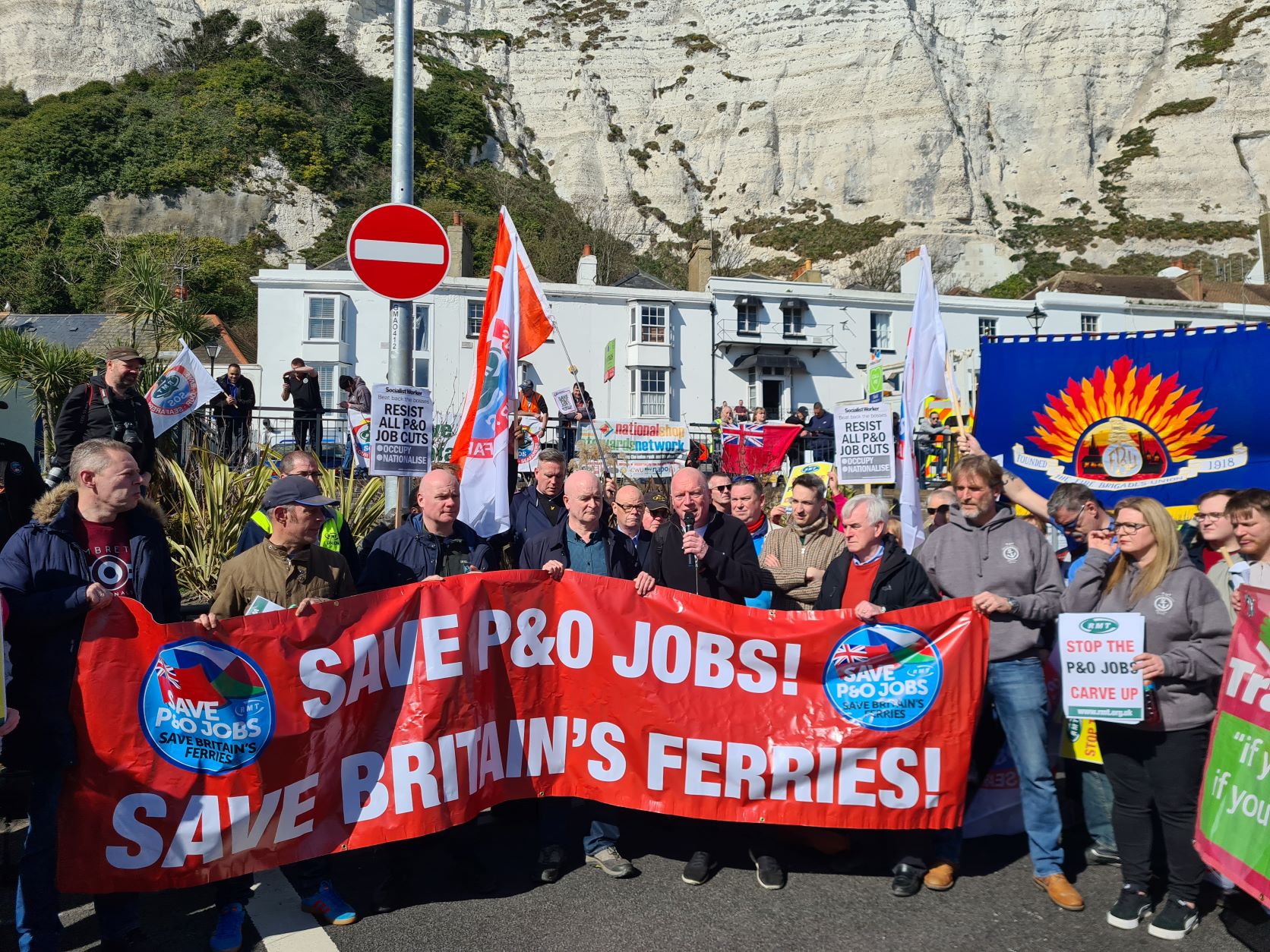 Matt Wrack speaks at rally in Dover for 800 sacked PO ferry workers