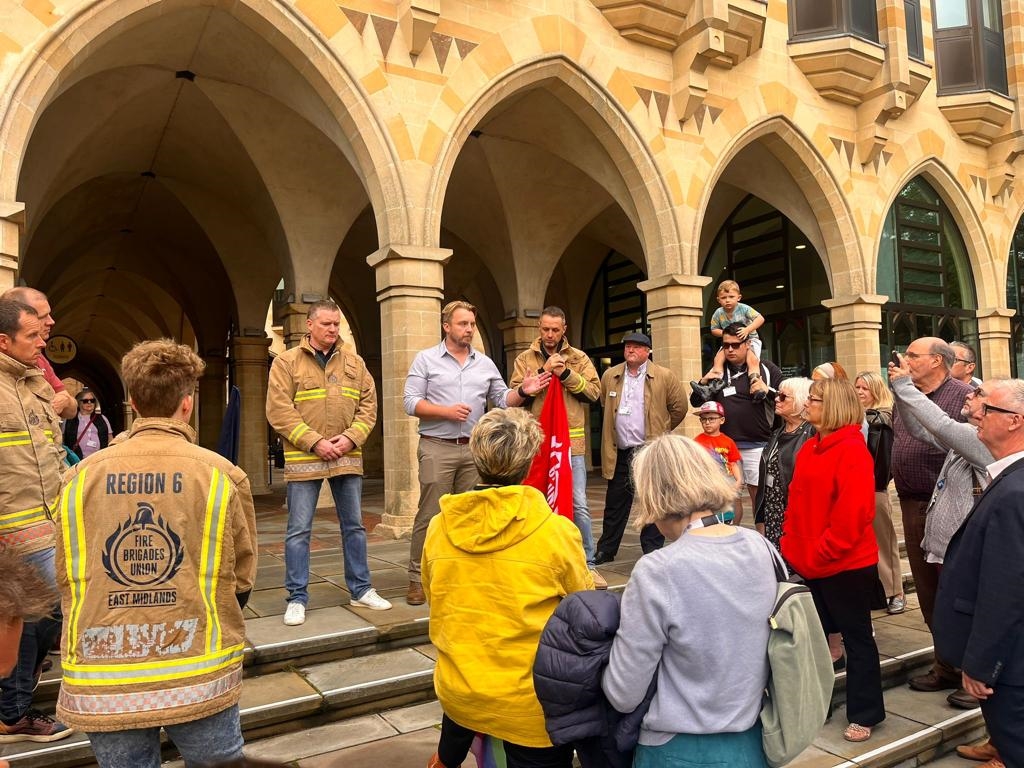 Adam Taylor EC reg 6 rally for resignat
