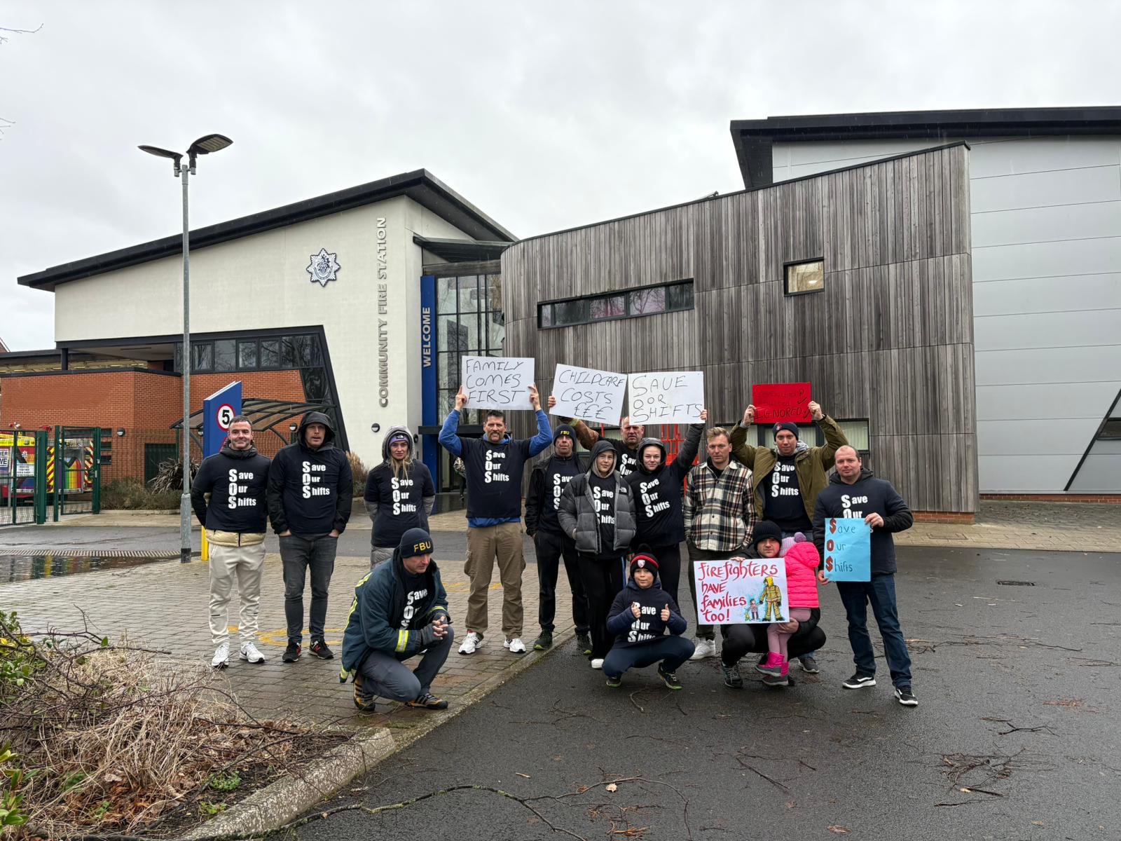 Members gather at Gloucestershire meeting against shift pattern changes