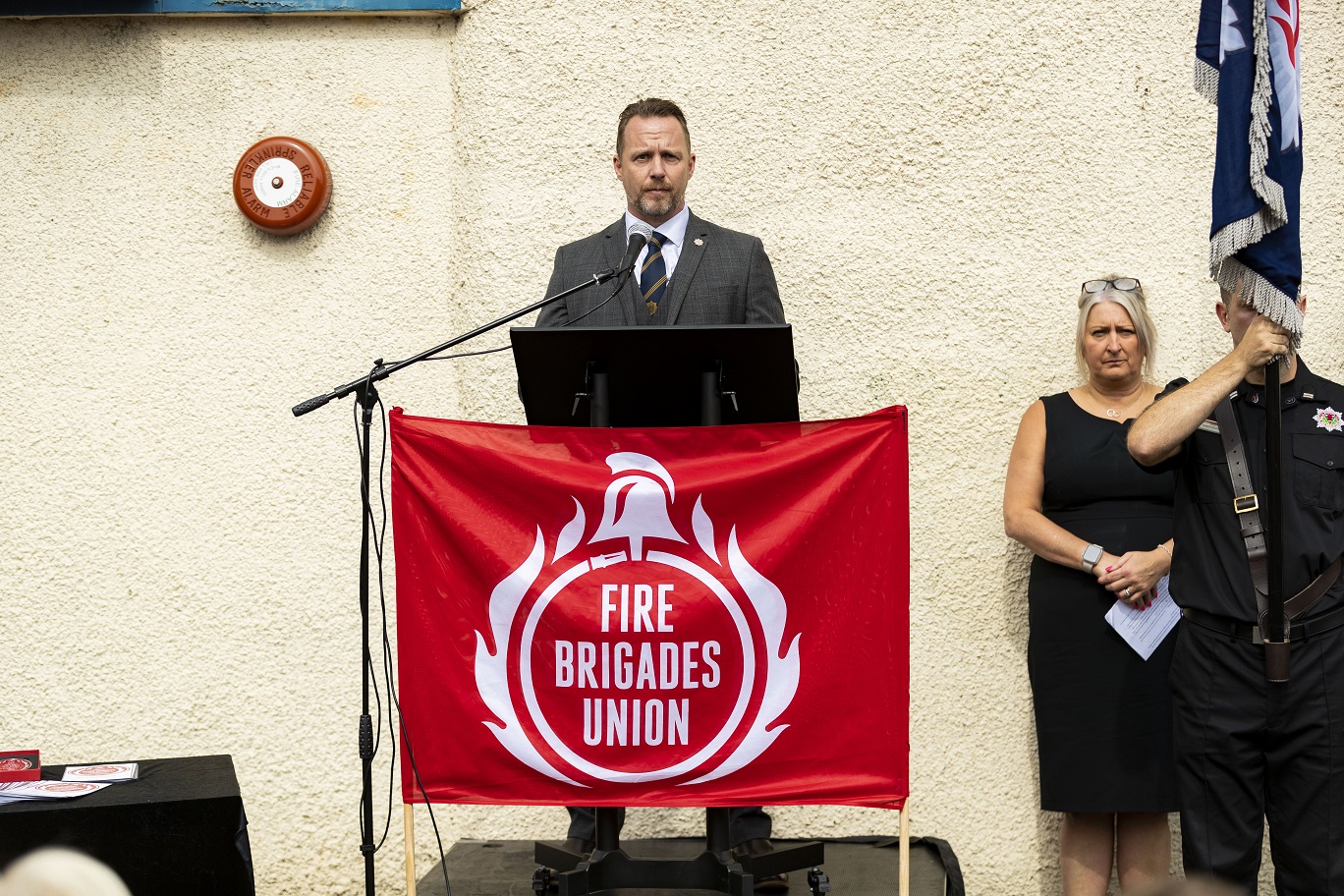 Glasgow red plaque unveiling