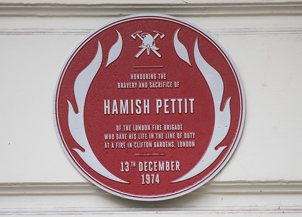 Hamish Pettit's Red Plaque 