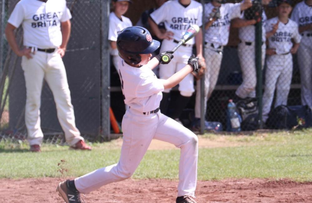 Gavin Marshalls son baseball