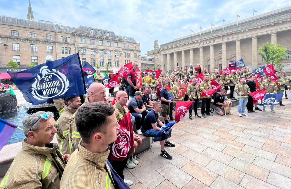 FFs in Scotland protest against cuts