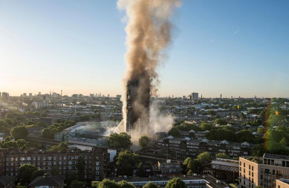 Grenfell Tower smoke from a distance 