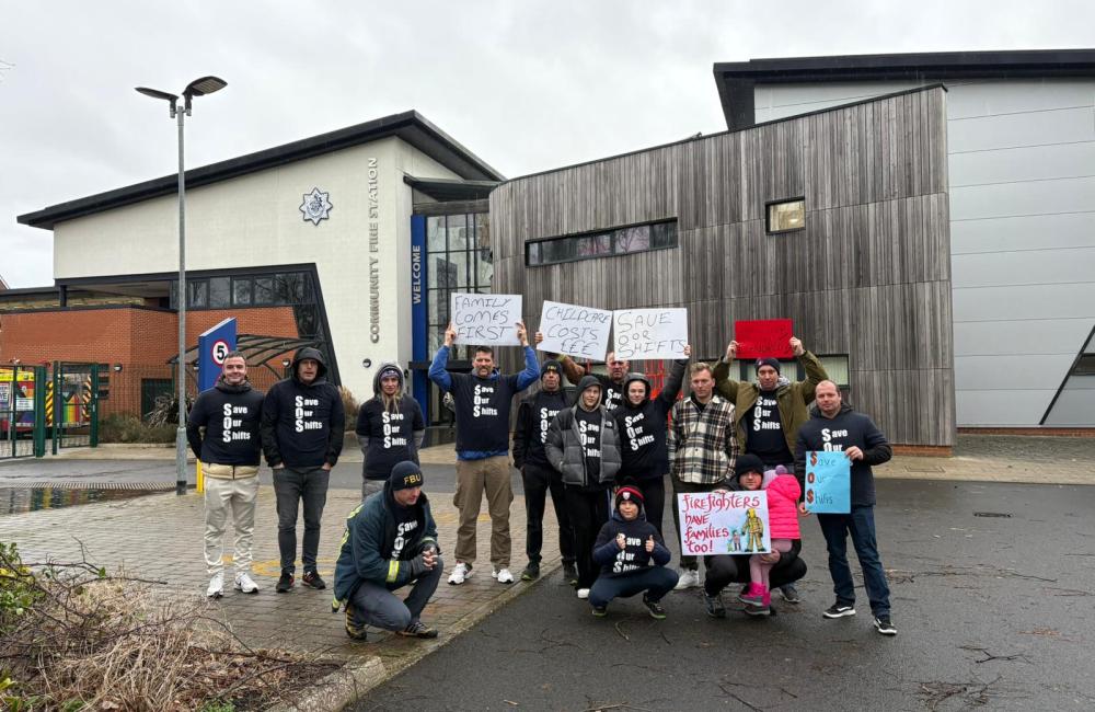 Members gather at Gloucestershire meeting against shift pattern changes