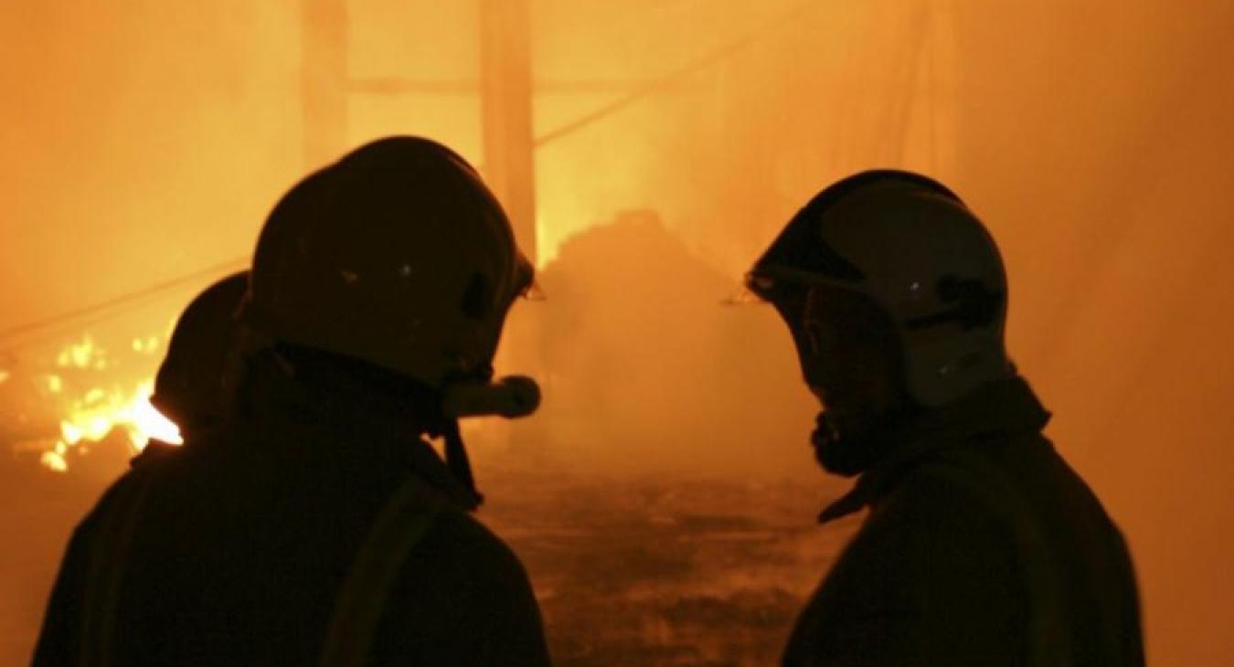 2 firefighters blaze orange