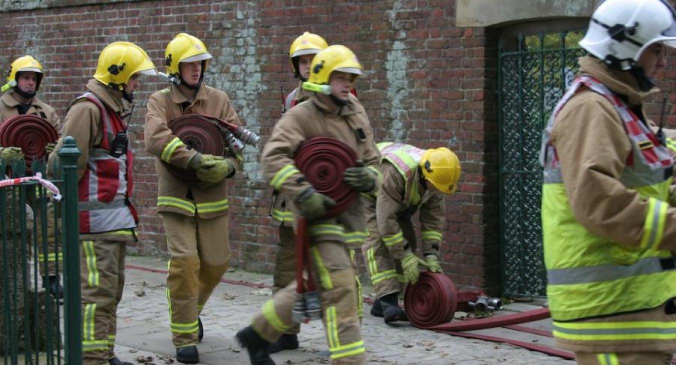 carrying-hoses