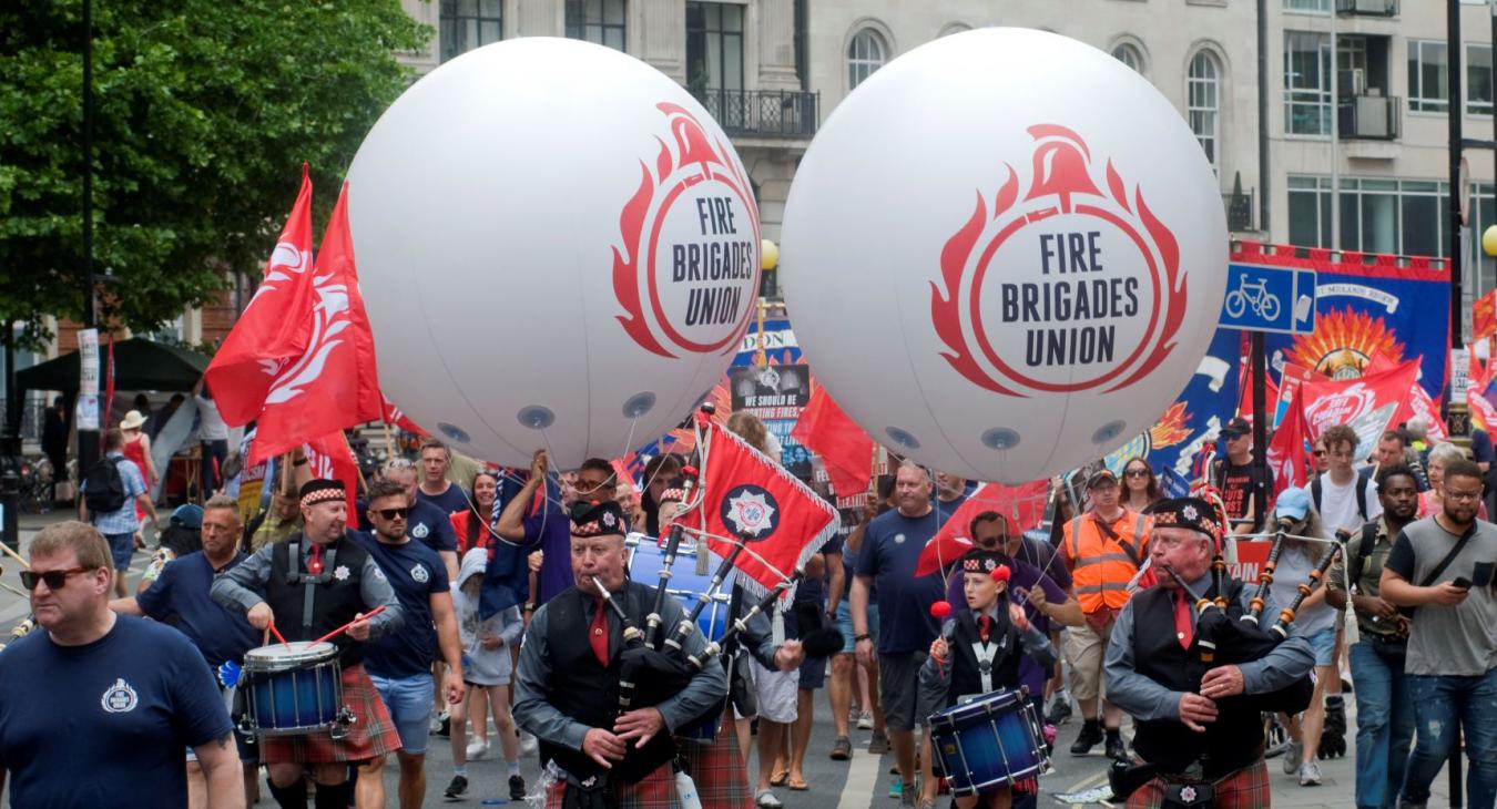 Firefighters TUC rally 18 June c Stefano Cagnoni
