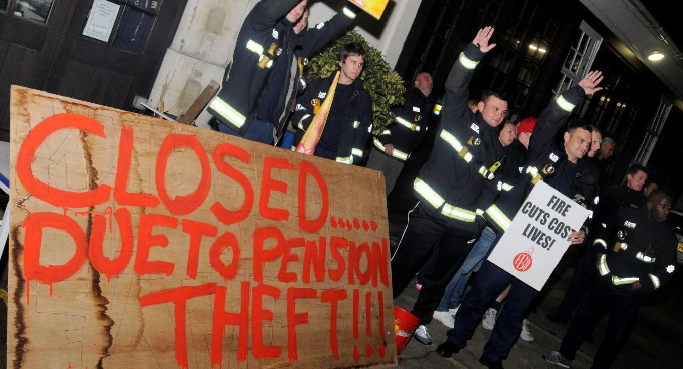 Striking firefighters for pensions 2013